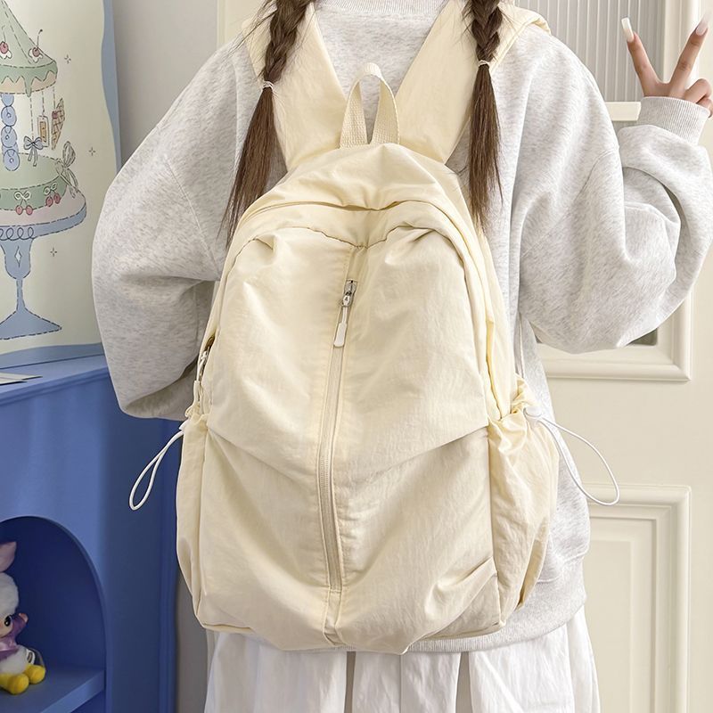 Spacious and Lightweight Backpack for Everyday Kalsten