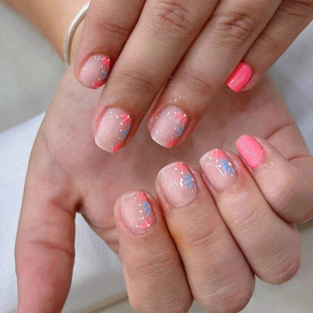 Decorative Floral Nail Art Set