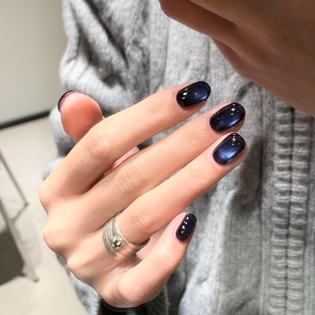 Magnetic Ombre Nail Art