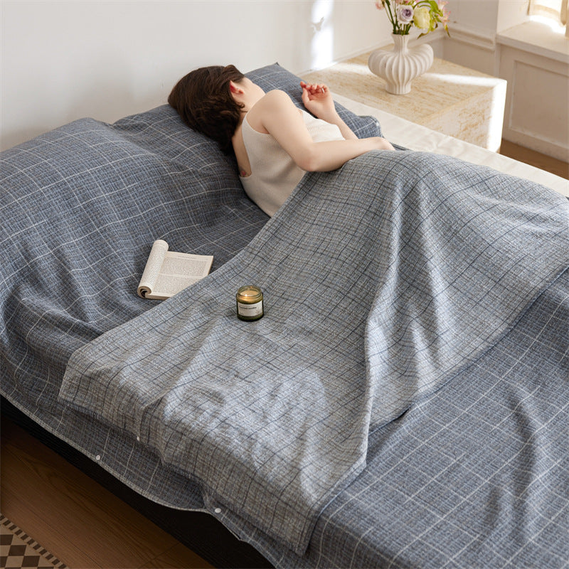 Reversible duvet cover set made of cotton-linen blend with fine check pattern