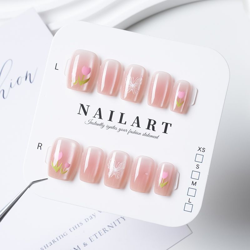 Fashionable Press-On Nails Kalsten