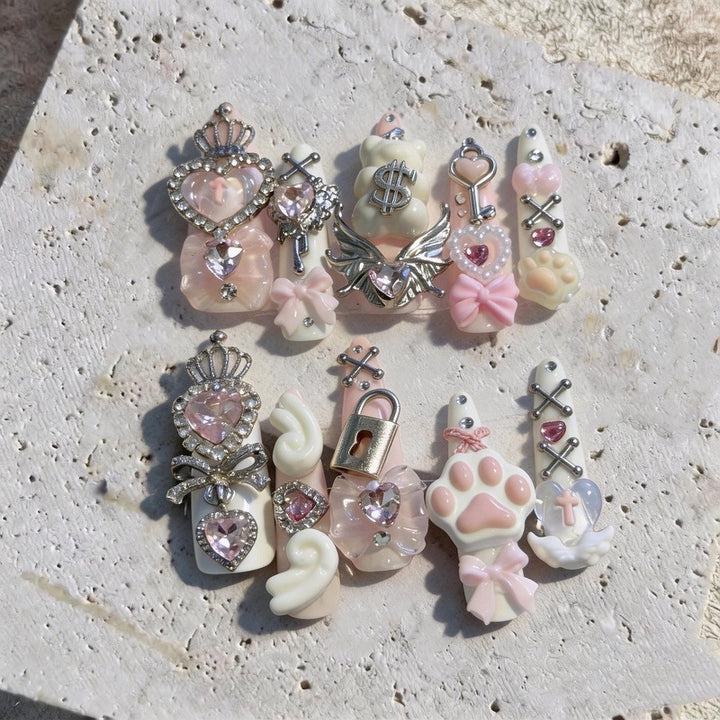 Glamorous Decorative Nail Art Embellishments