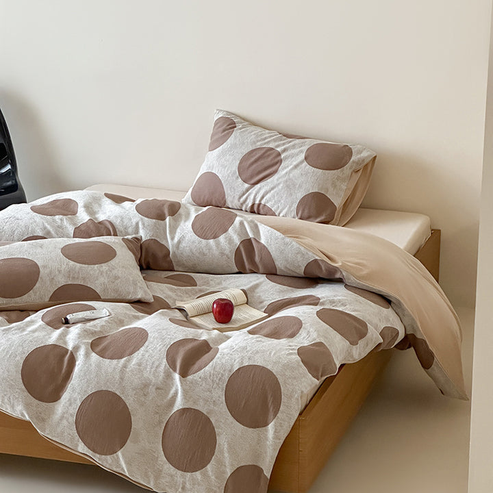 Bedding set made of cotton-linen with oversized polka dot pattern