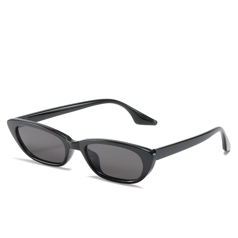 Women's modern sunglasses in trendy cat-eye style with transparent frame Kalsten