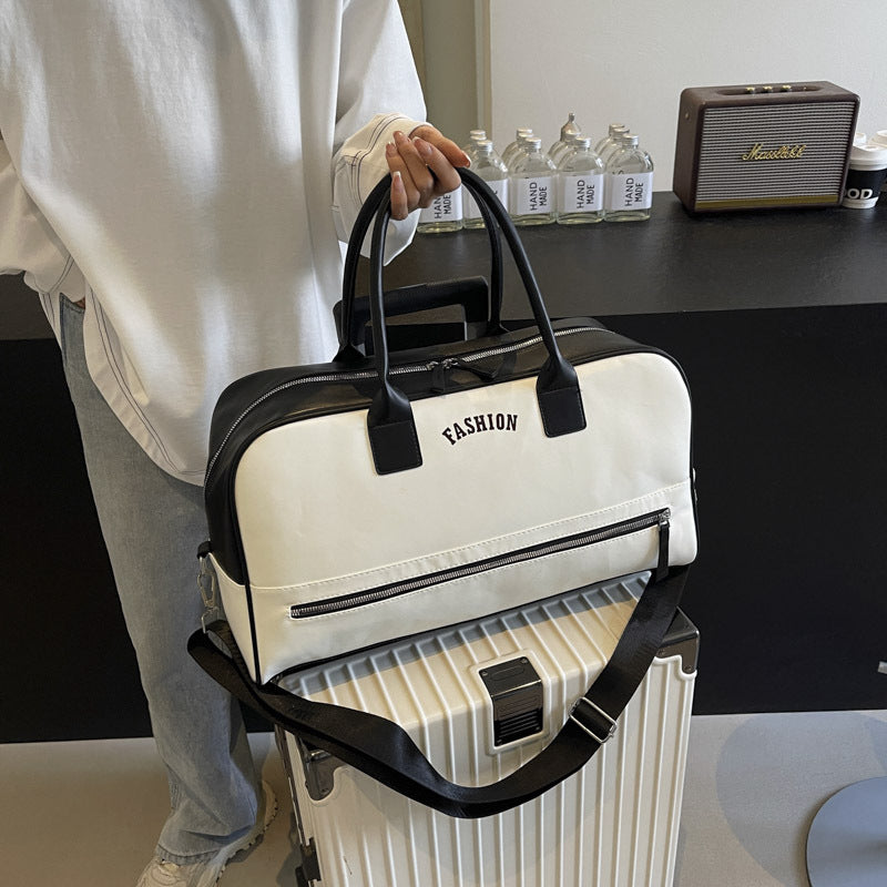 Fashionable Versatile Travel Duffle