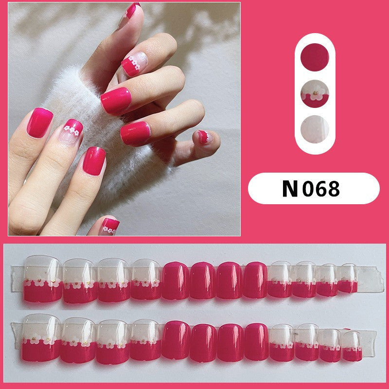 Floral Accent Press-On Nail Set