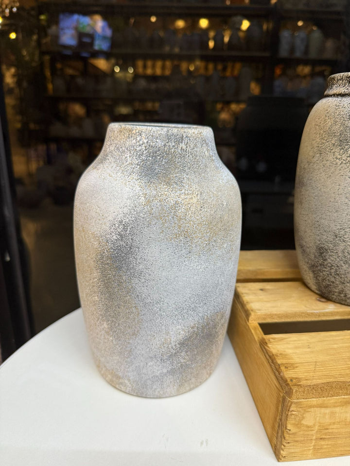 Elegant Ceramic Vase Kalsten