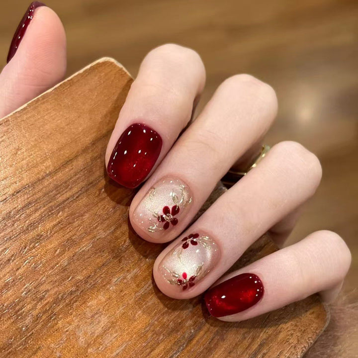 Elegant Artificial Nail Set with Floral Accents Kalsten
