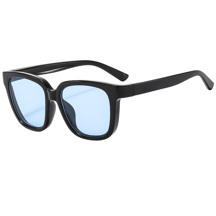 Women's sunglasses in a modern, square design with polarized lenses Kalsten