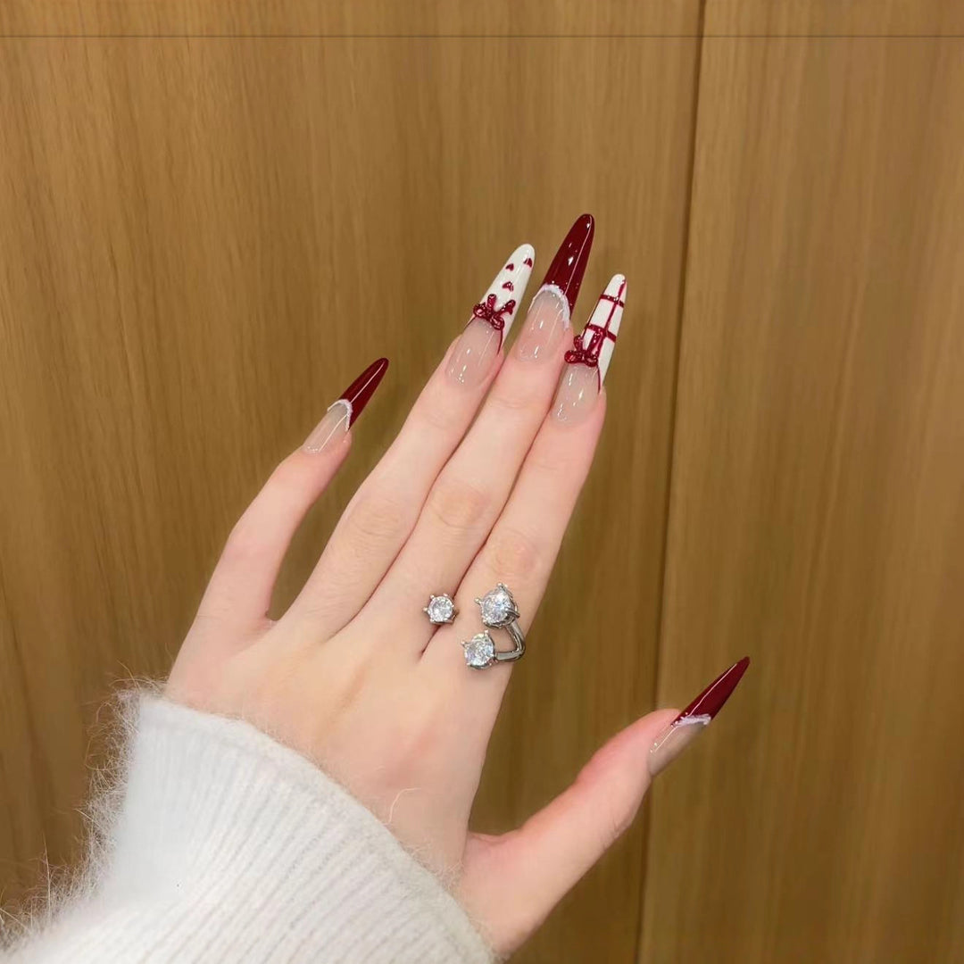 Elegant Holiday-Themed Press-On Nails