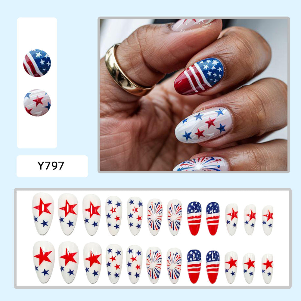 Creative artistic nails with patriotic motifs Kalsten