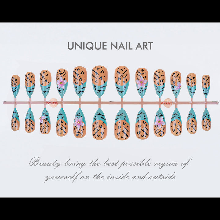Creative Artistic Press-On Nail Set Kalsten