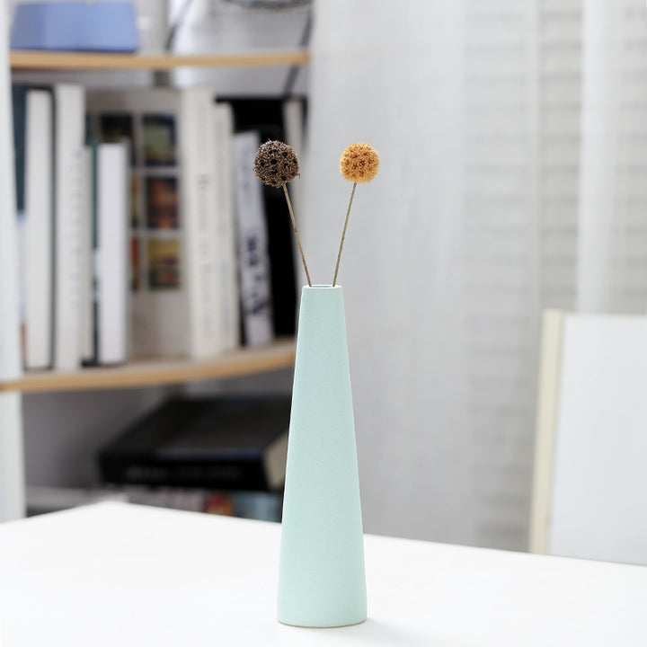 Elegant Sculptural Ceramic Vase Kalsten