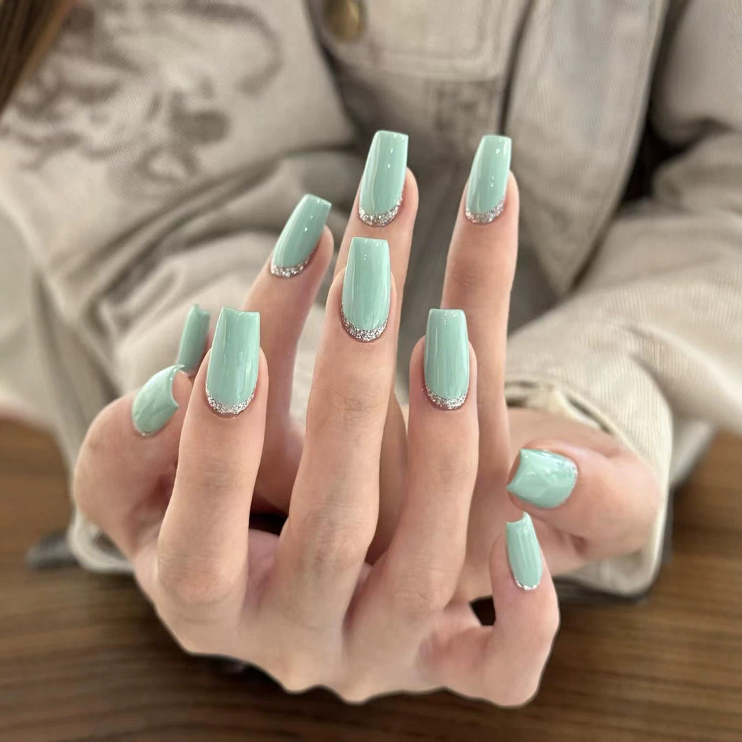 Elegant Glitter French Tip Nail Extensions