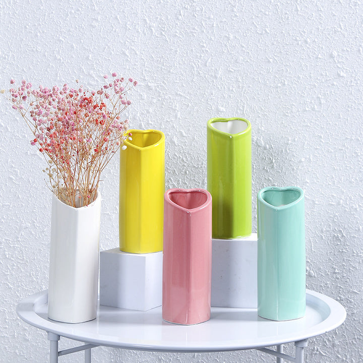 Heart-Shaped Elegant Ceramic Vase Kalsten