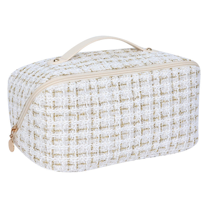 Cosmetic Organizer Bag with Luxurious Interior Layout and Elegant Fabric Design Kalsten