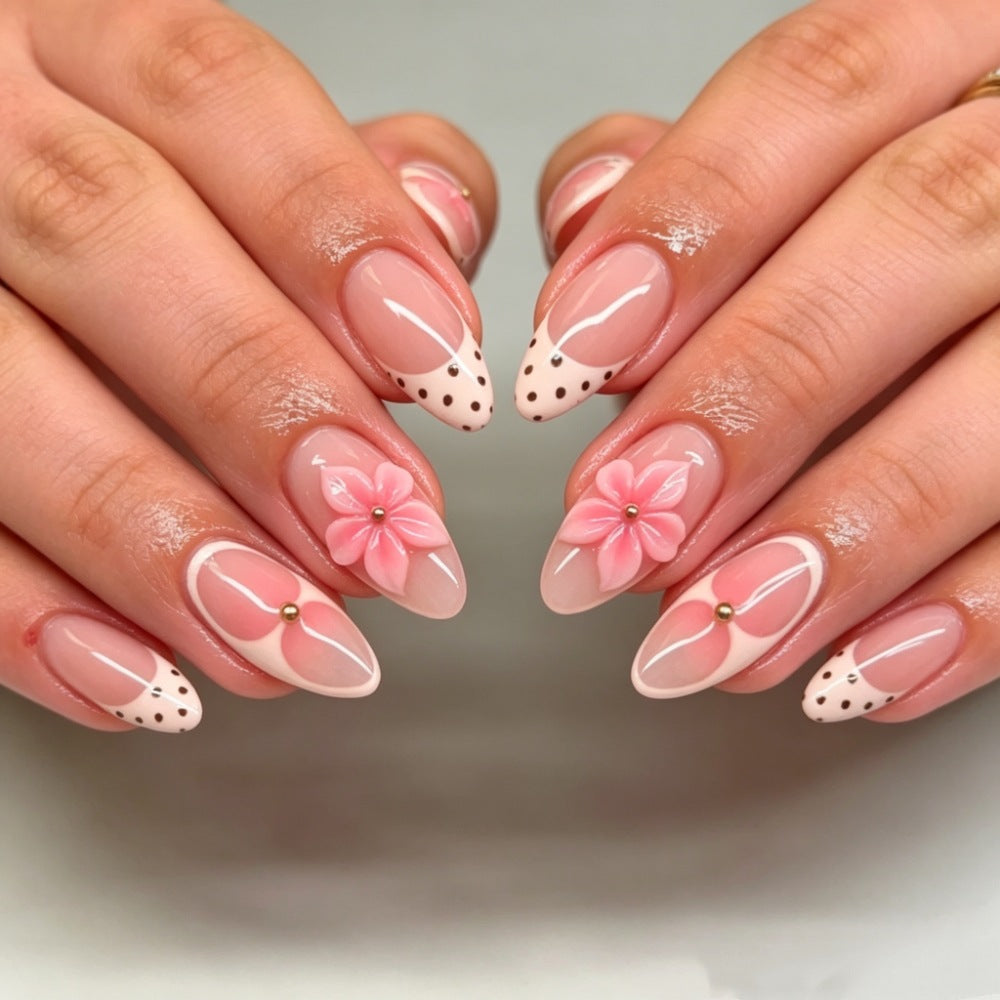 Festive Seasonal Nail Art Enhancements