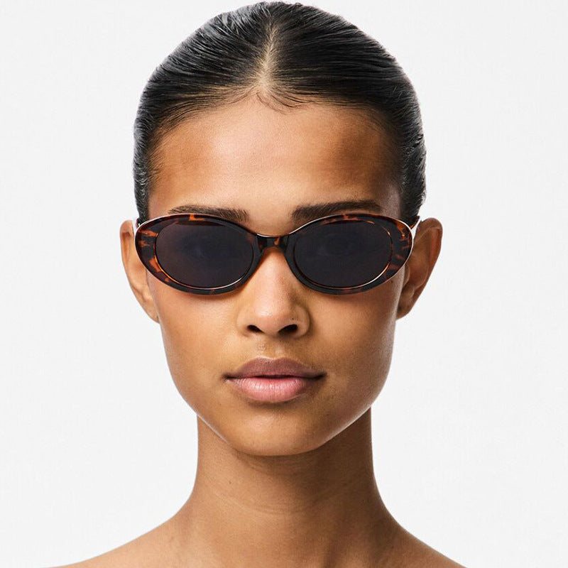 Women's sunglasses in elegant vintage style with UV protection Kalsten