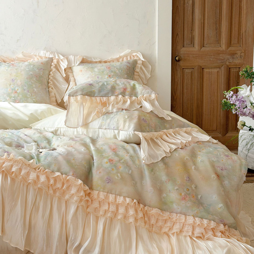 Bedding set in vintage romantic style with ruffled frill and cotton satin
