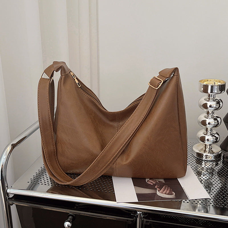 Sleek Casual Shoulder Bag