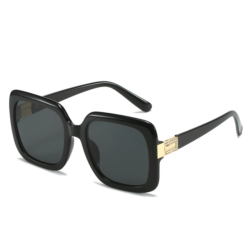 Women's elegant oversized sunglasses with luxurious metal accents Kalsten