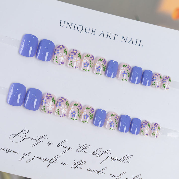 Floral Press-On Nail Art