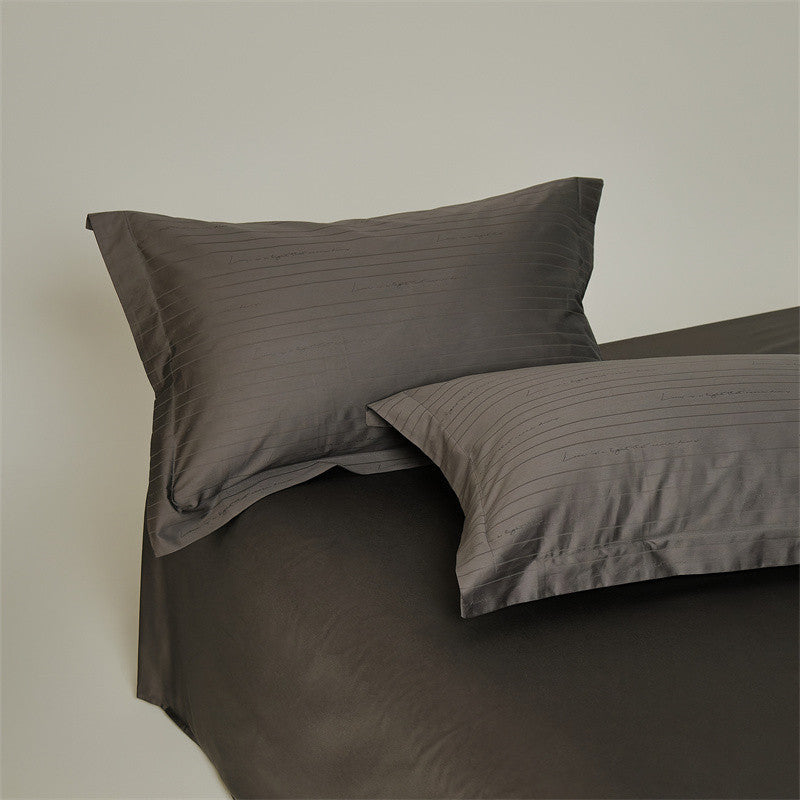 Elegant Satin Bedding Set Kalsten