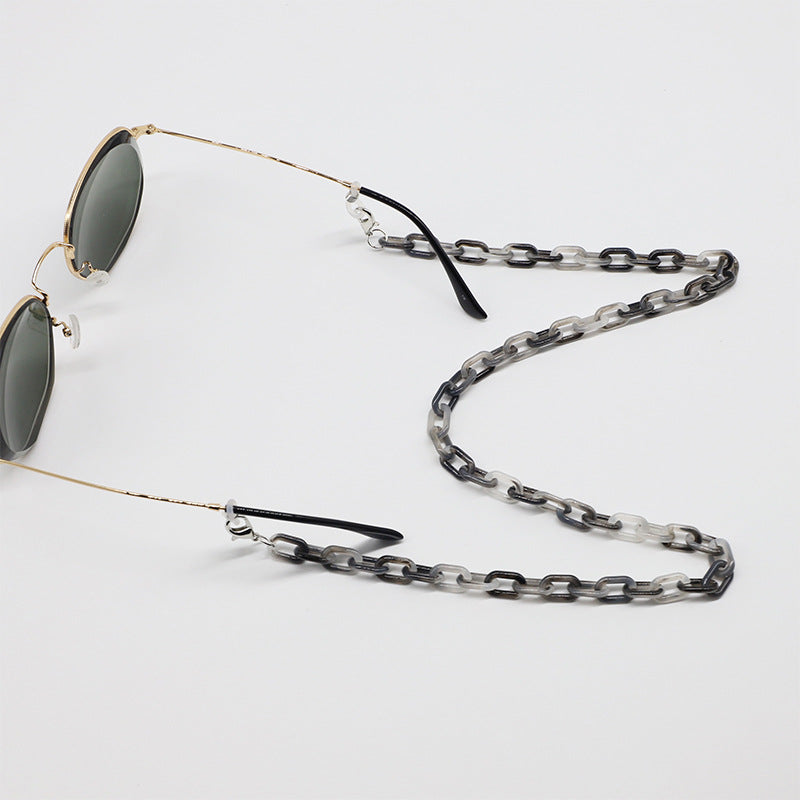 Fashionable Eyewear Chain kalsten