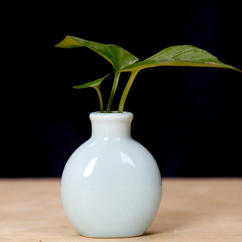 Miniature Ceramic Plant Holder Kalsten