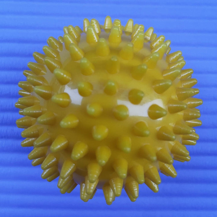 Massage ball with knobs Kalsten