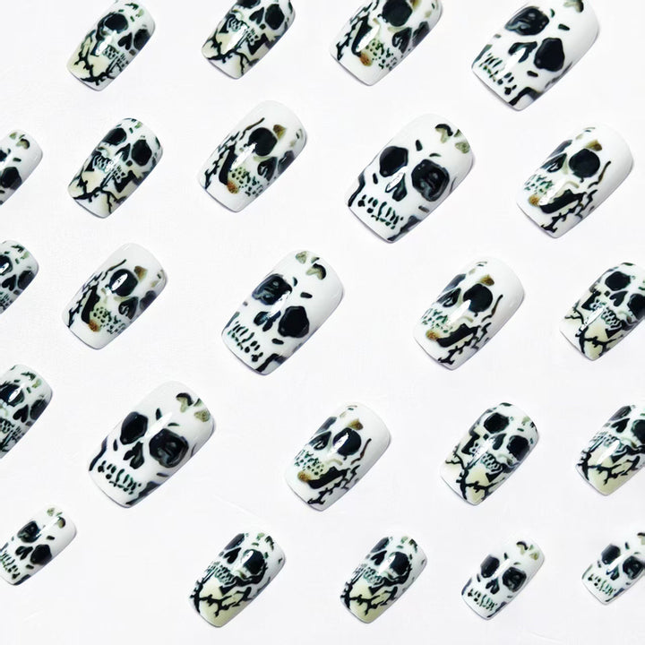 Artistic Skull-Themed Nail Art Kalsten