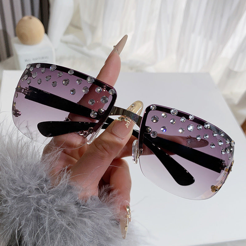 Women's Glamorous Sunglasses with Glitter Accents Kalsten