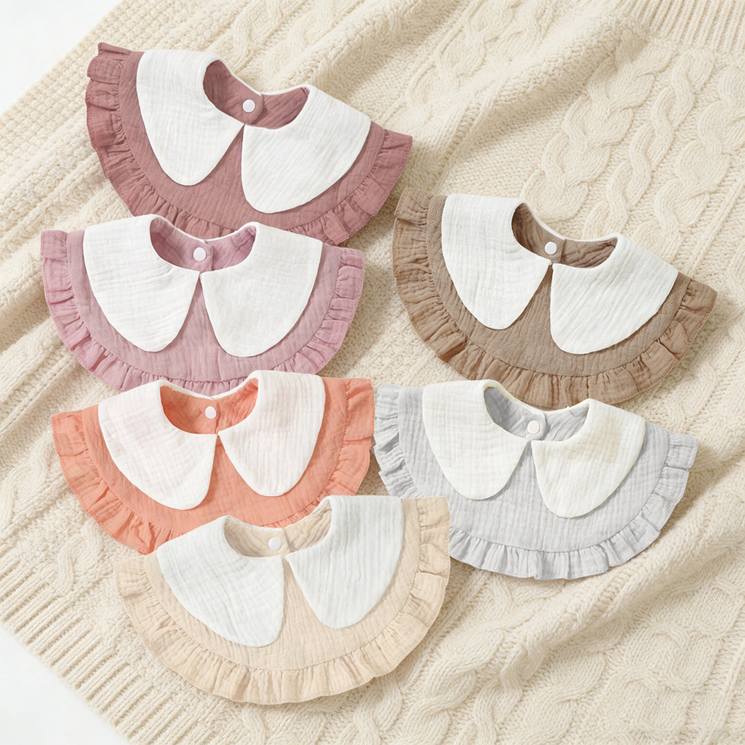 Ruffled Muslin Baby Bib kalsten