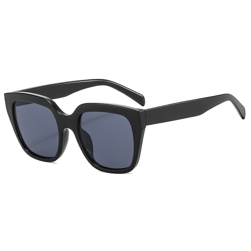 Ladies stylish sunglasses in modern square design Kalsten