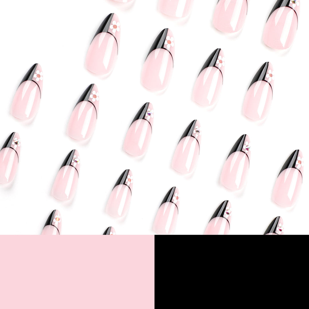 Artful nail art in elegant stiletto design Kalsten