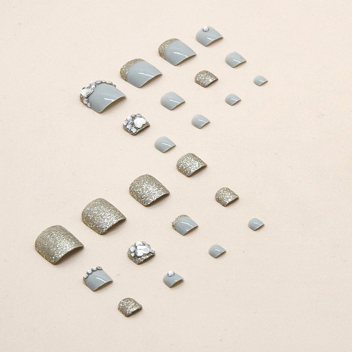 Glamorous Glittering False Nail Art Kalsten