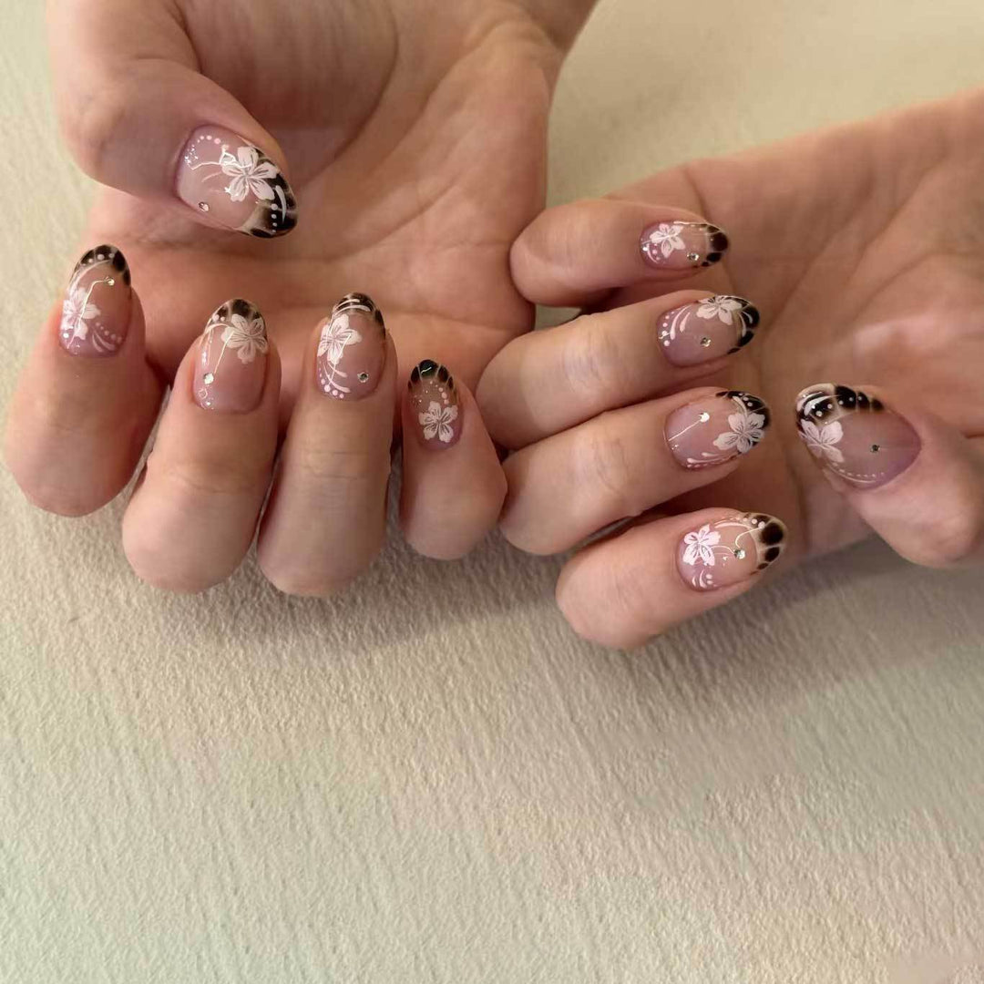 Elegant Floral Nail Art Design Set