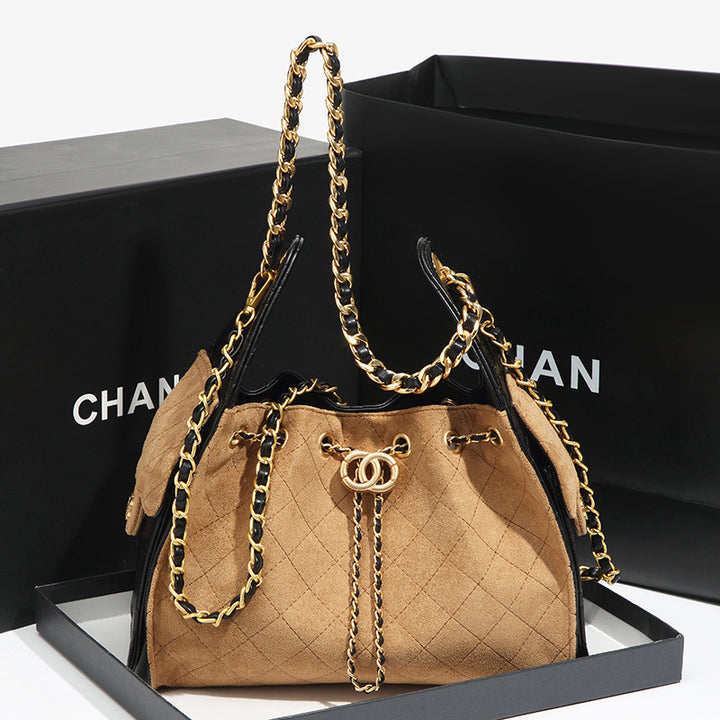 Elegant Quilted Bucket Handbag