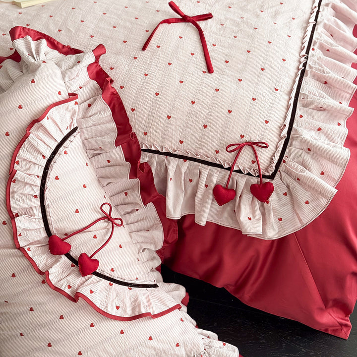 Romantic cotton bedding set with ruffle, heart embroidery and decorative pillow Kalsten