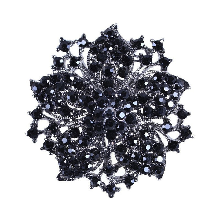 Glamorous brooch with crystals Kalsten