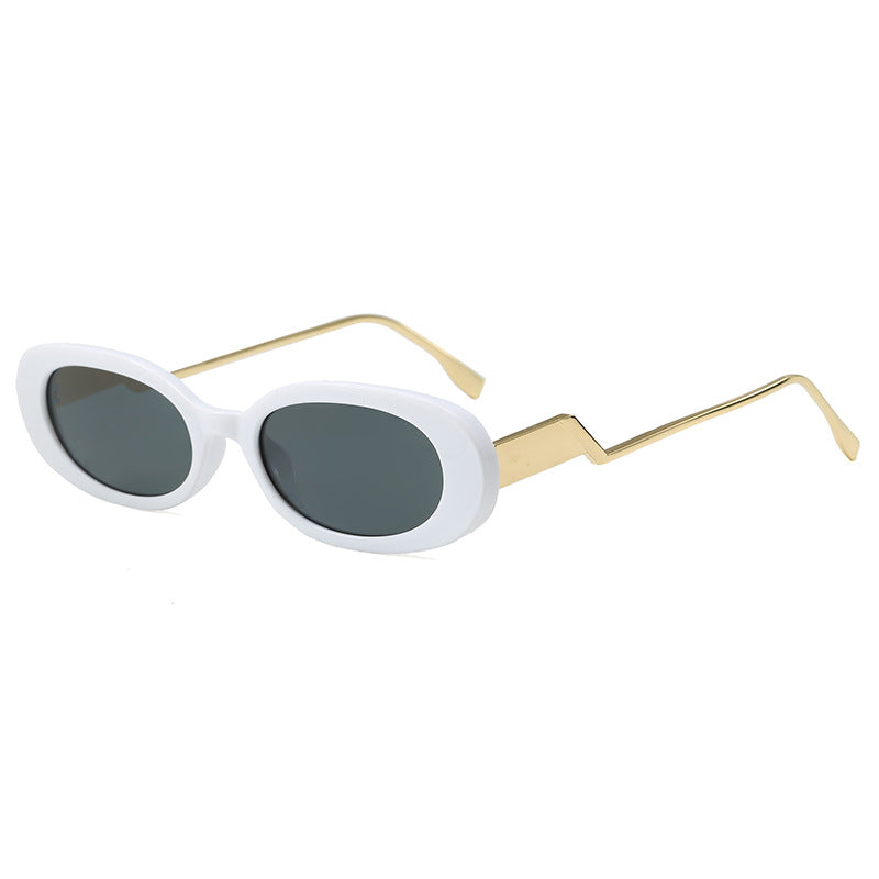 Women's retro-inspired sunglasses with contemporary design and striking frame Kalsten