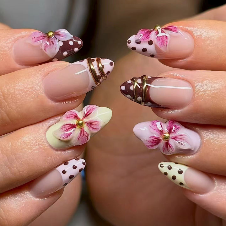 Artistic 3D Floral Press-On Nail Art Set Kalsten