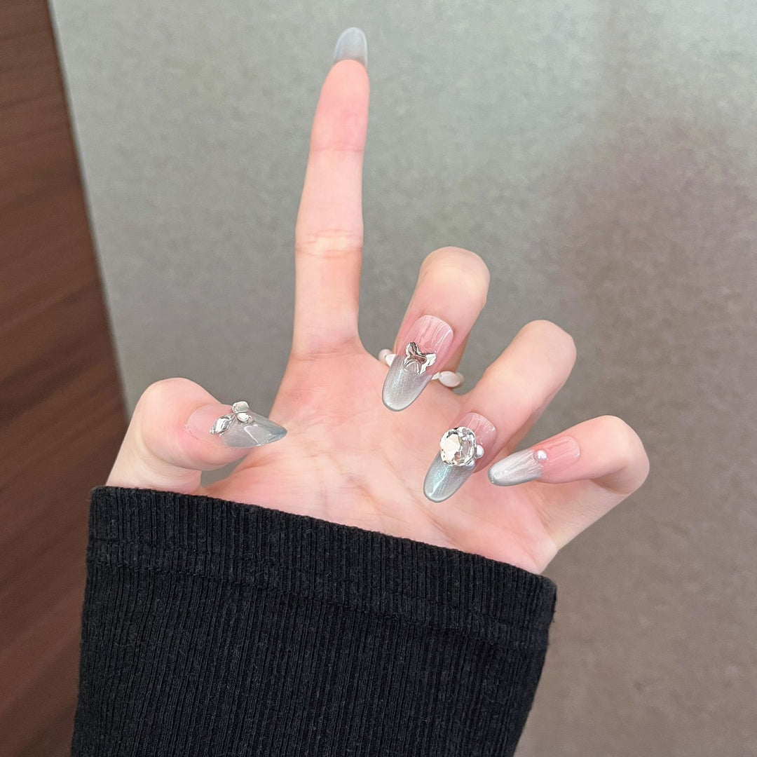 Elegant 3D-Embellished Press-On Nail Art Kalsten