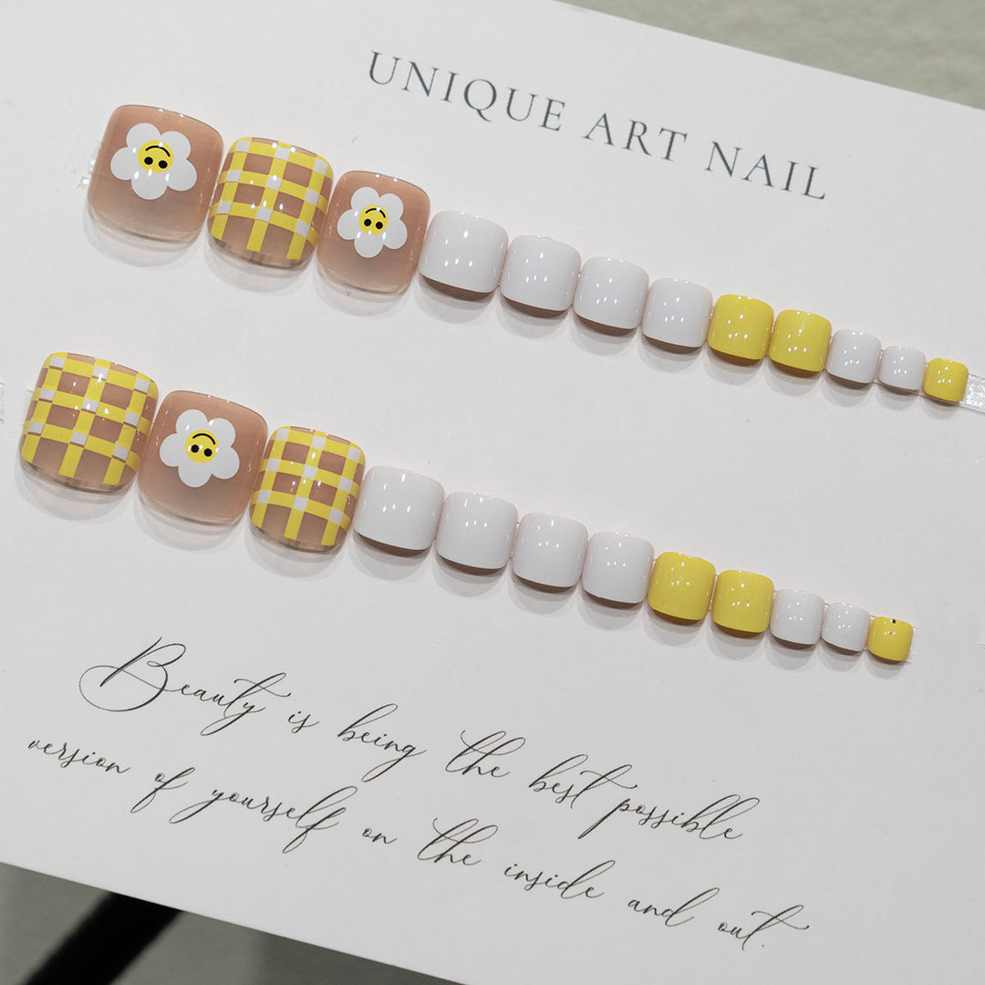 Creative Flower and Checkered Nail Art
