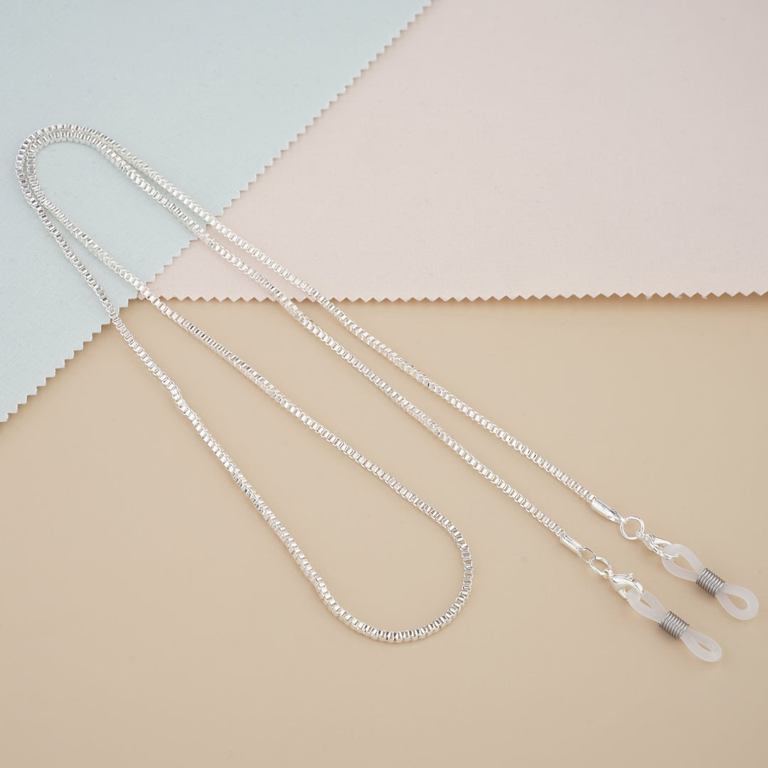 Sleek Metal Eyewear Chain Kalsten