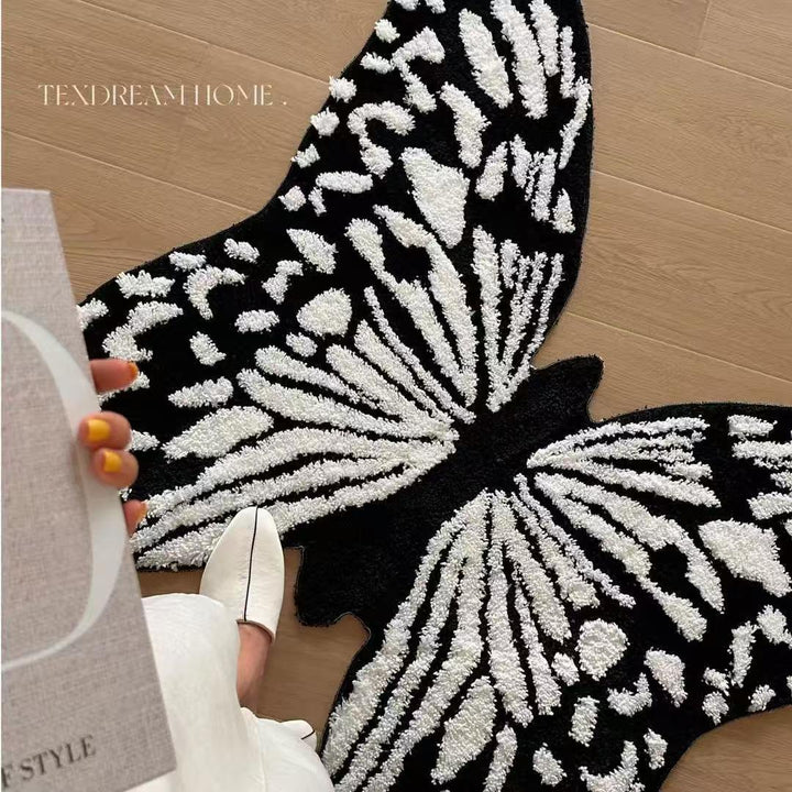 Butterfly-Shaped Decorative Area Rug Kalsten
