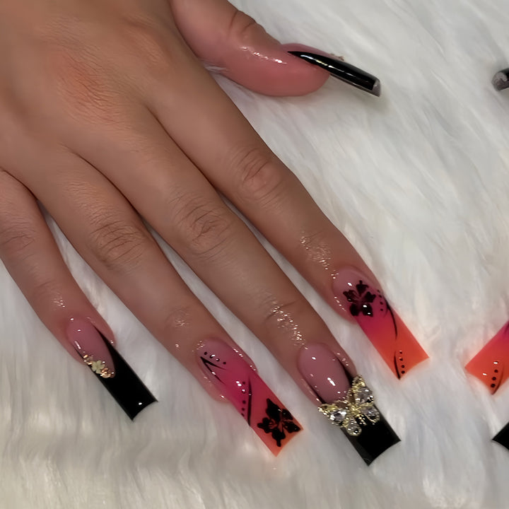 Glamorous Floral Nail Art Extensions Kalsten