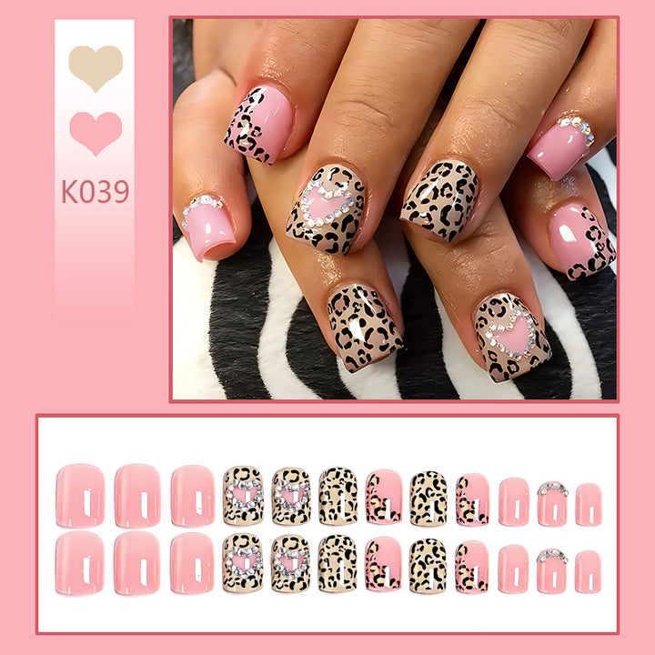 Glamorous artificial nail collection with animal motif and crystal embellishments Kalsten
