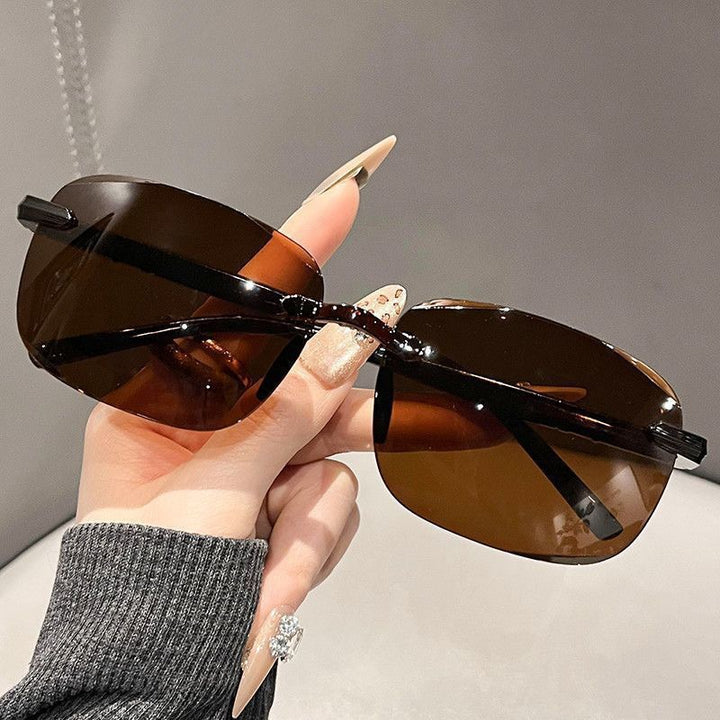 Stylish Aviator Sunglasses with Enhanced UV Protection Kalsten