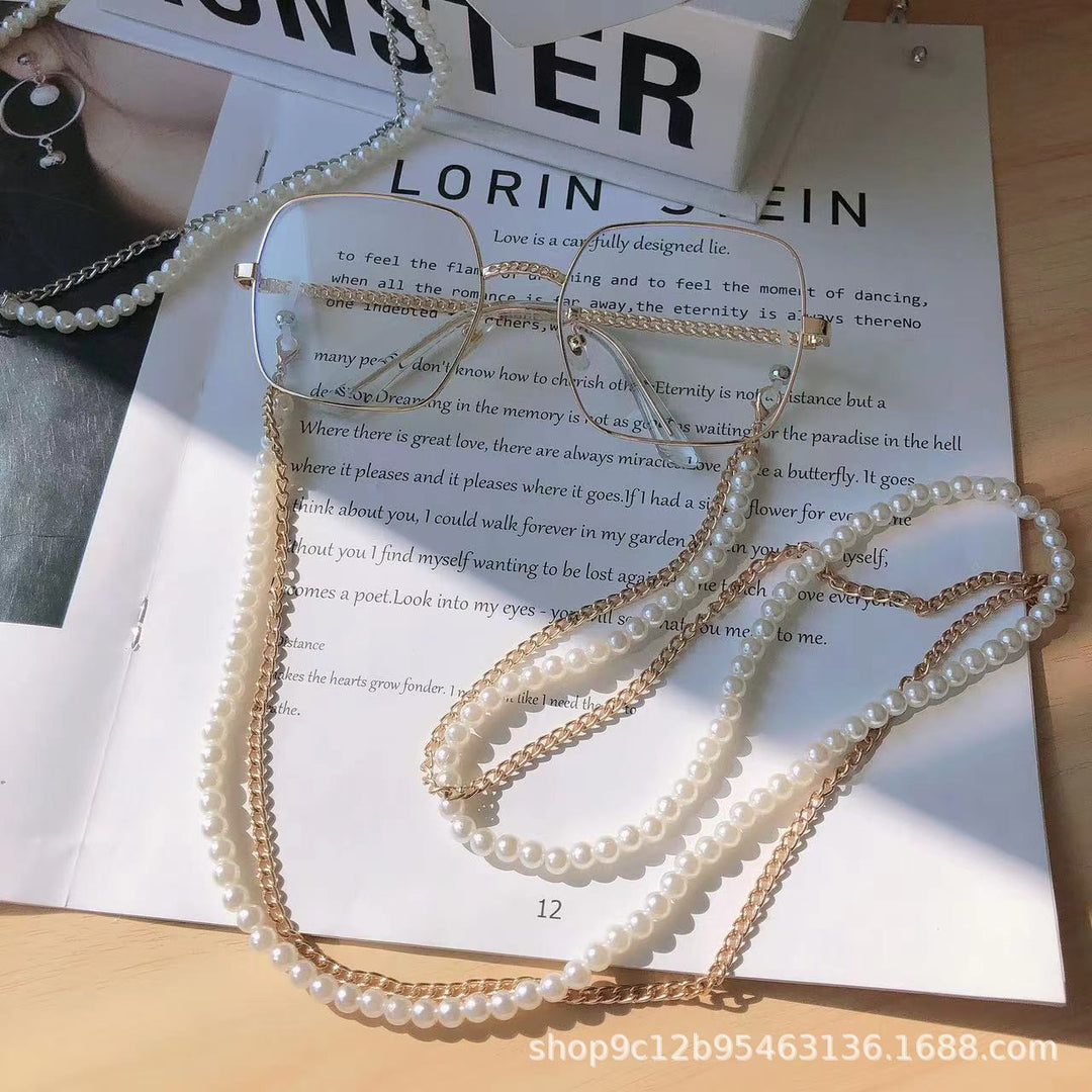 Elegant Pearl and Chain Reading Glasses Holder Kalsten